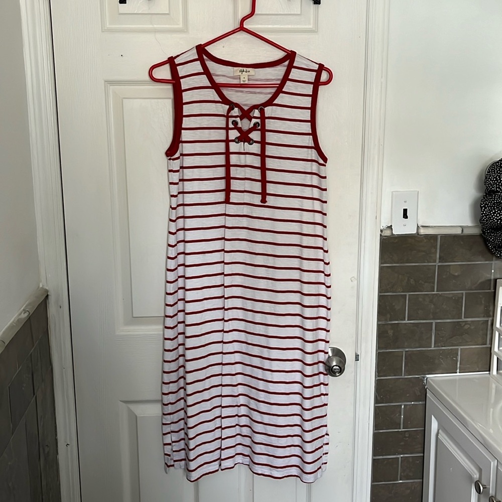 Women’s knee length size small sleeveless striped dress brand new never worn. - Picture 1 of 2